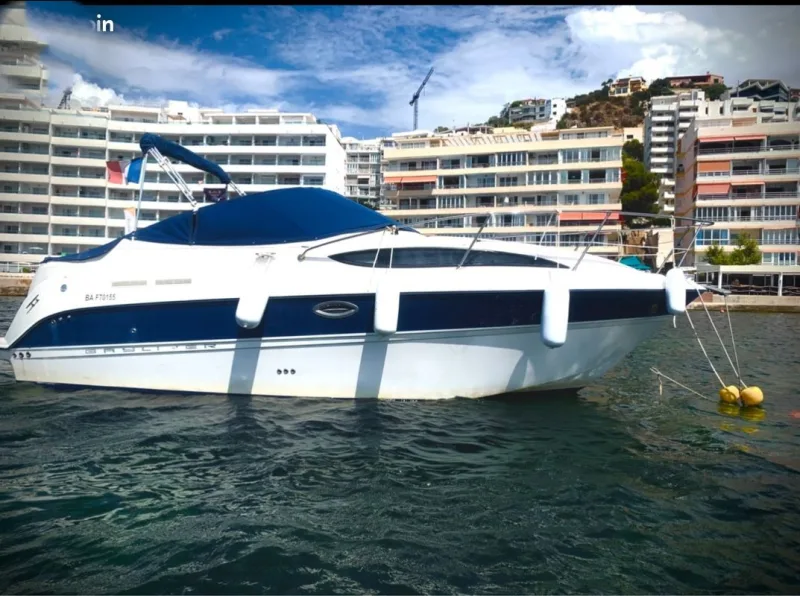 Bateau cabine