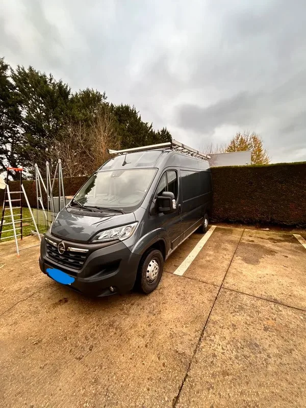 Utilitaire camion movano